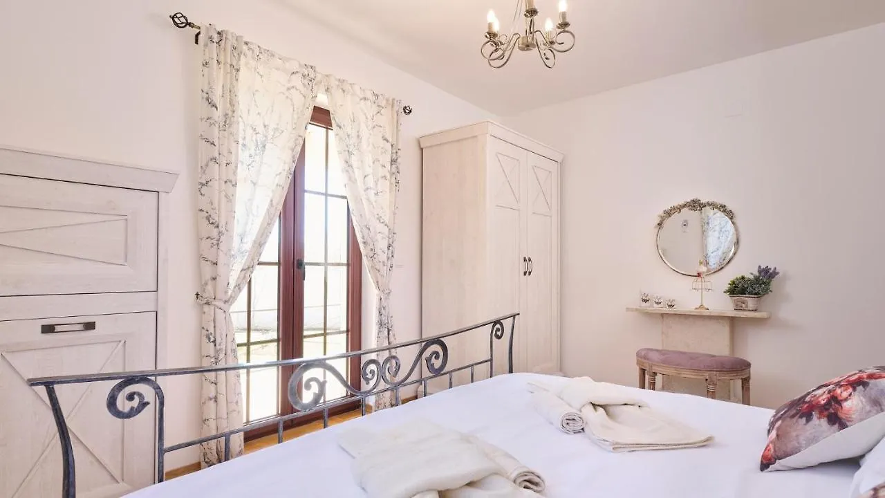 Guest house Villa Bellissima Kukci