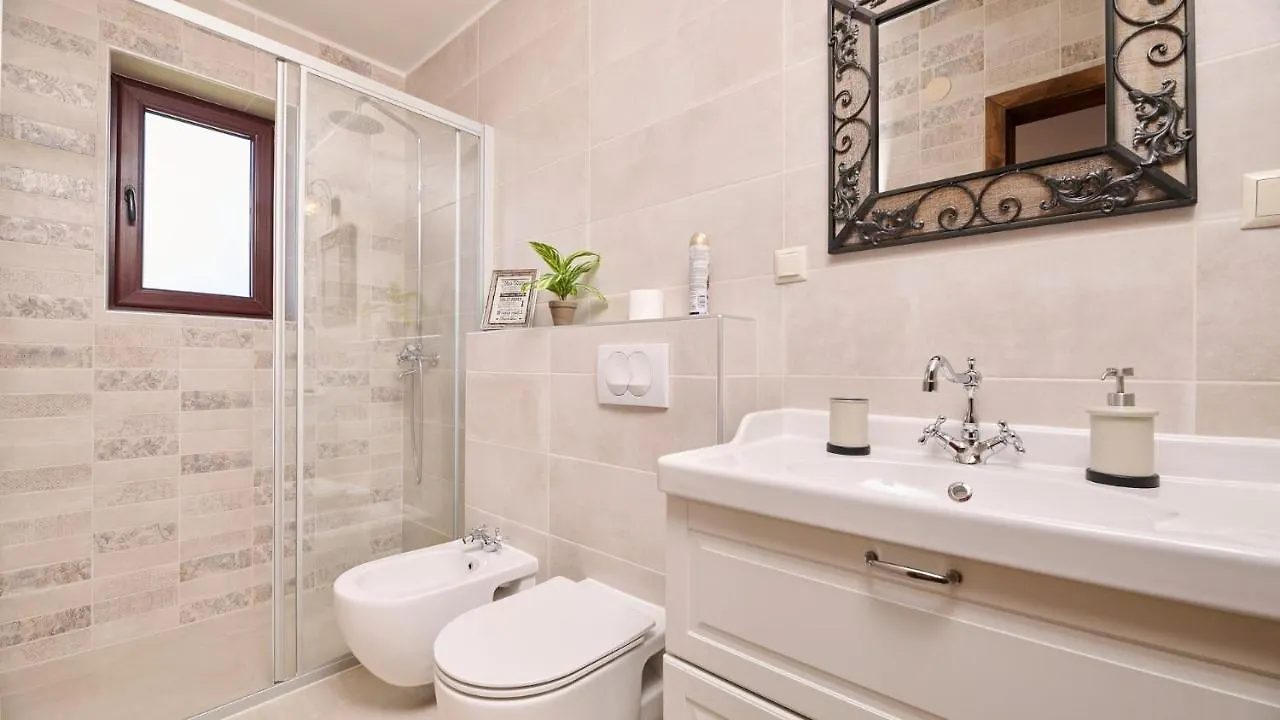 Villa Bellissima Kukci Guest house